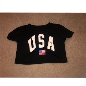USA cropped tee shirt.